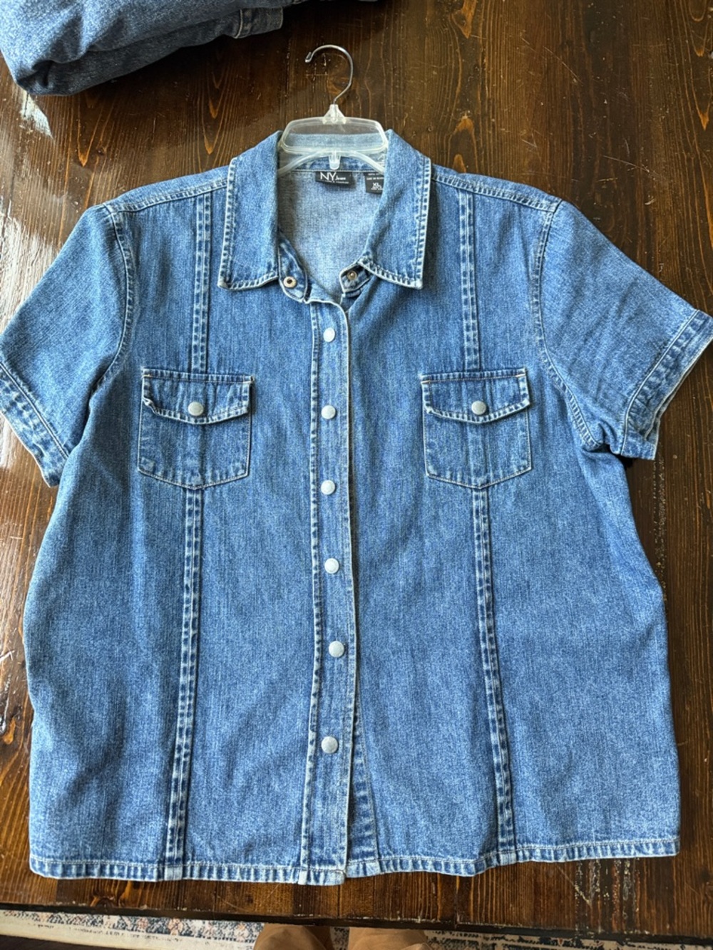 Women’s Vintage NY Collection Men’s Short-Sleeve Denim Shirt - Blue